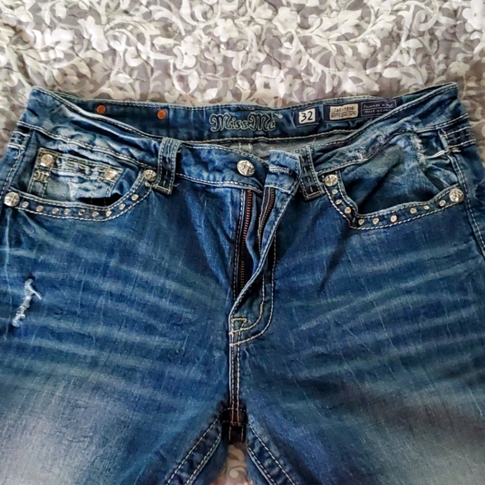 Miss Me Womens "Boyfriend Capri"